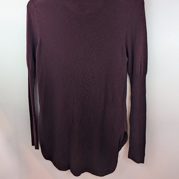 Quinn Long Maroon Sweater, Sz L - Picture 5 of 5